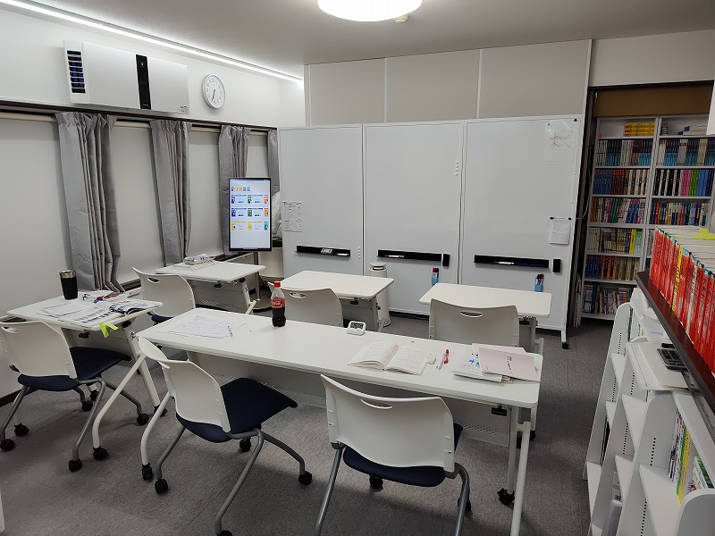 望羊学舎 大橋教室 講義室